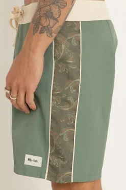 Astral Bloom Trunk Olive