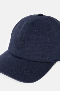 Classic Cap Worn Navy