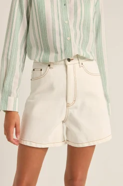 Escape Denim Short Cream