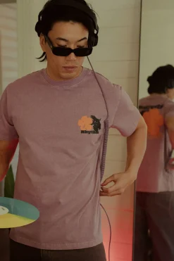 Tropic Radio Vintage Ss T-Shirt Grape